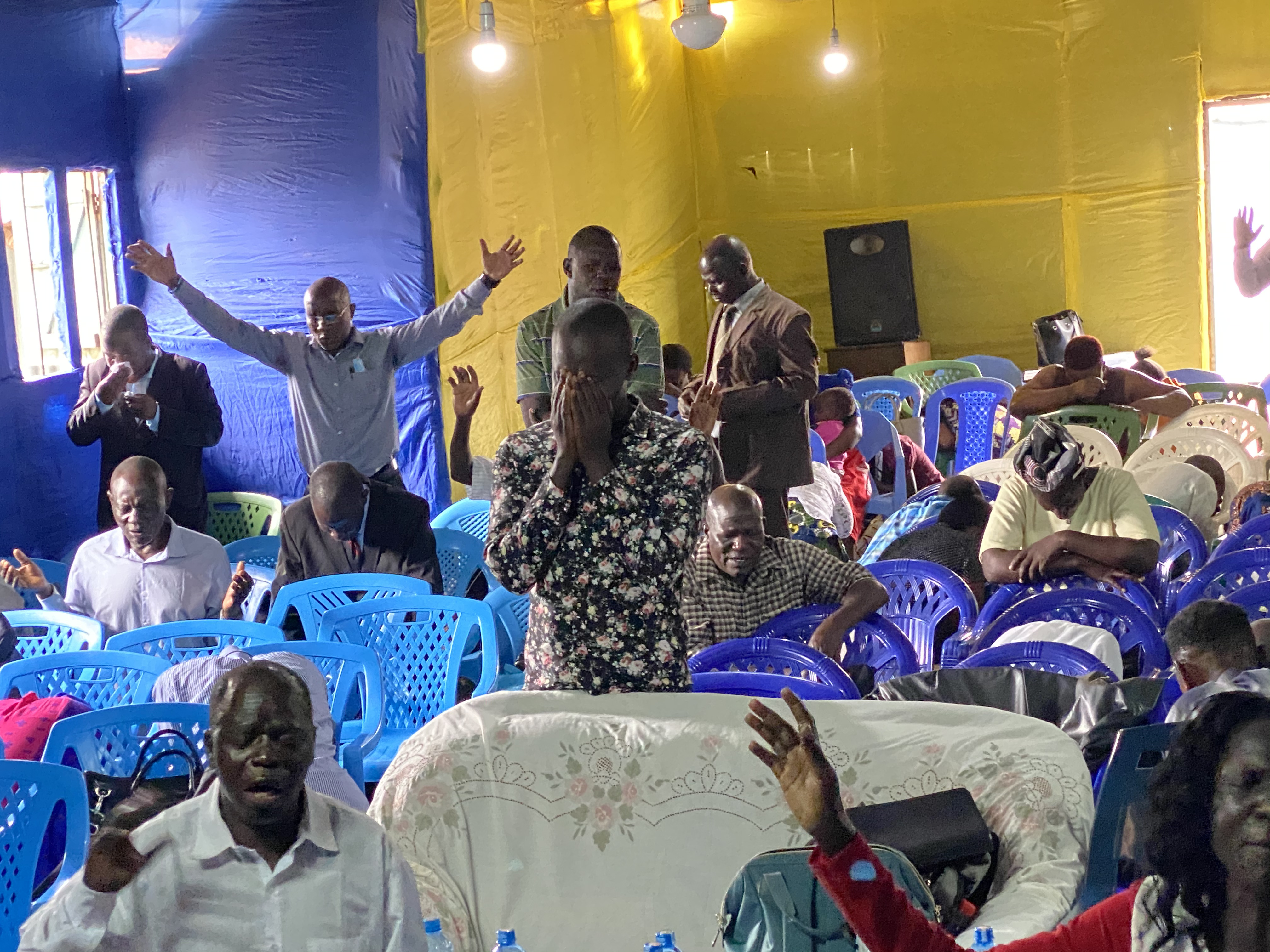 Spirit of God moving the hearts of men in Manyatta.  There was no alter call, no plea from the microphone, the spirit of the Lord moved people's hearts to prayer.  Truly an amazing experience.